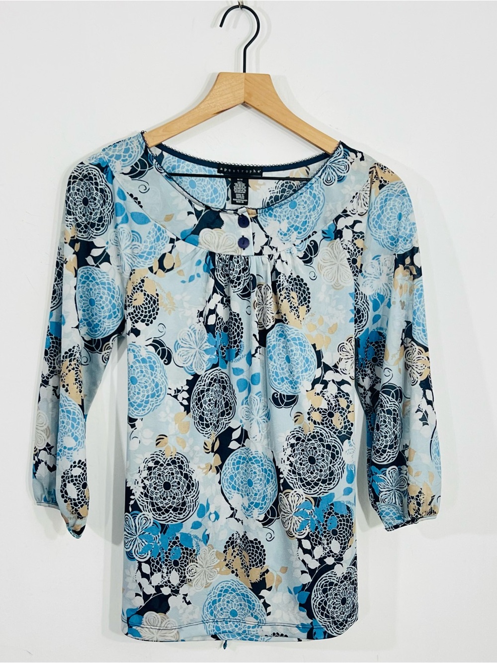 Apostrophe Blue Floral 3/4 Sleeve Round Neck Woven Slightly Sheer Sz M Whimsical
